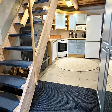 Chalet Tunnelmallinen Hirsimoekki - Levin Liitaejae *